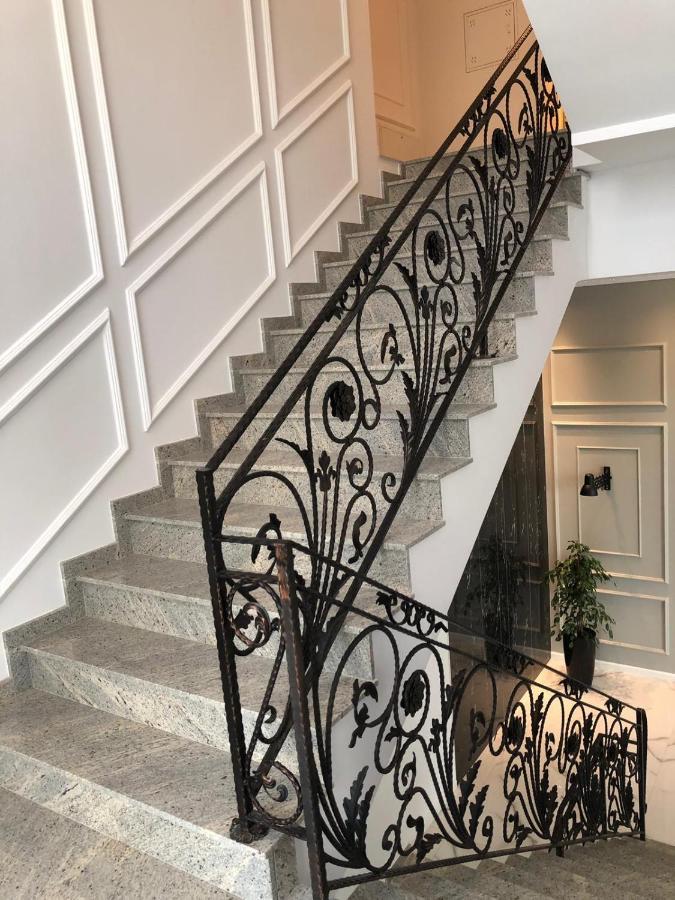 Hotel Dardani Titova Mitrovica Extérieur photo
