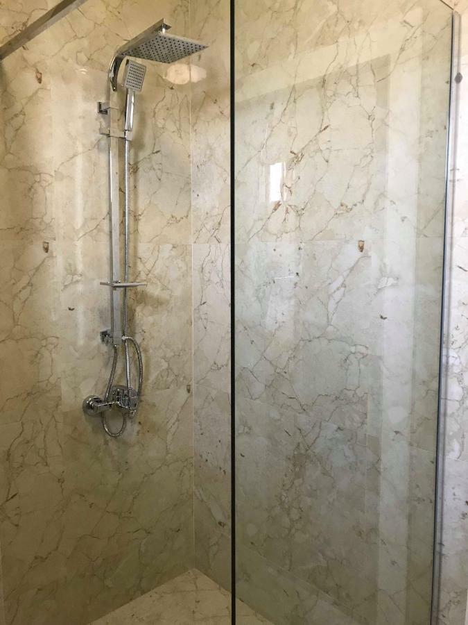 Hotel Dardani Titova Mitrovica Extérieur photo
